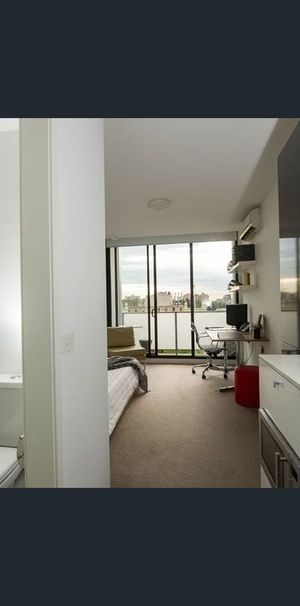 Student Living D2 – Modern Apartments in the Heart of Melbourne - Photo 1