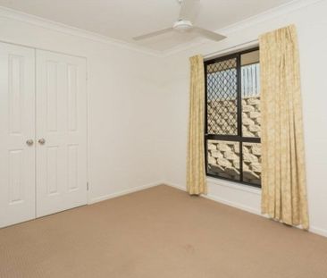 4-Bedroom Family Home in Eimeo - Photo 6