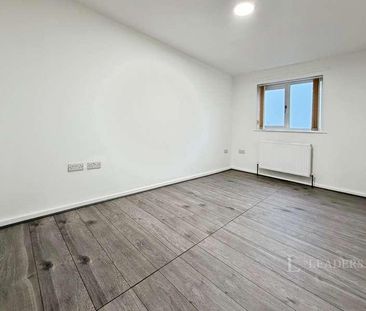 Horsham Drive, Nottingham, Nottinghamshire, NG5 - Photo 2