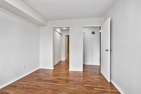 For Lease - 1450 Glen Abbey Gate Unit# 221, Oakville, Ontario - Photo 4