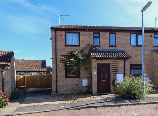 Kent Close, Ely - Photo 1