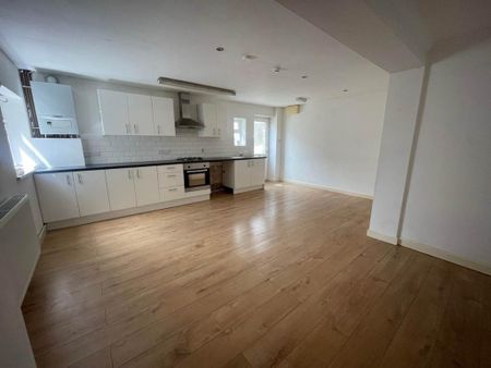 2 bedroom flat to rent - Photo 3
