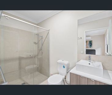 1/15 Stella Court, Hillcrest, Qld 4118 - Photo 2