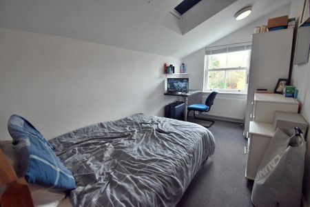 6 Bed Terraced House, Donnington Road, RG1 - Photo 5
