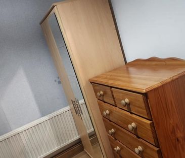 3 bedroom house of multiple occupation to rent - Photo 4
