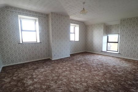 8 Aughnahoy Road, Portglenone, Ballymena, BT44 8BU - Photo 3