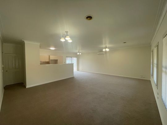Elegant 2-Bedroom Unit Close to Town - Photo 1