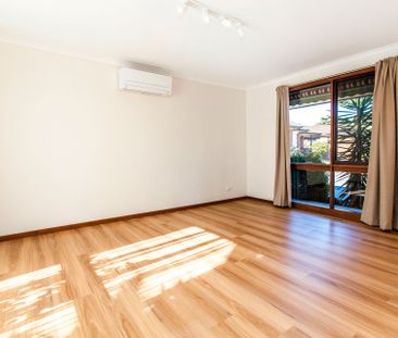Immaculate 2 Bedroom Unit - Photo 5