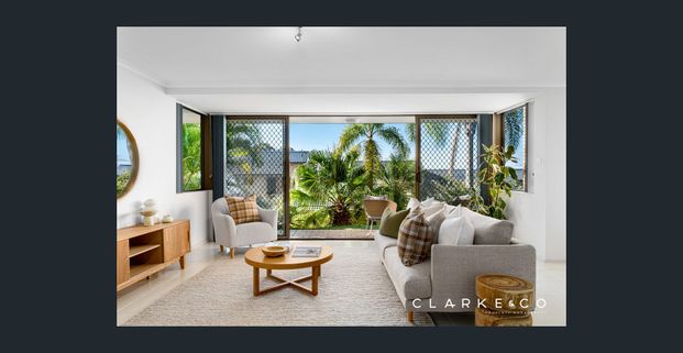 BEAUTIFUL TWO-BEDROOM VILLA IN A HIGHLY SOUGHT-AFTER LOCATION! - Photo 1