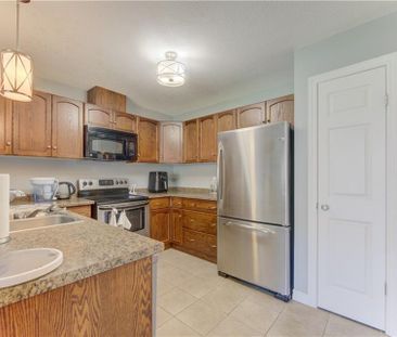6 EDWARDS Street, Guelph, Ontario, N1E0B2 - Photo 3