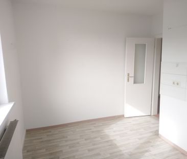 Familienfreundliche 3-Zimmer-Wohnung mit Balkon - Foto 1