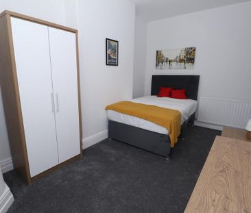 8 bedroom house share to rent - Photo 1