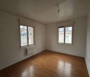 Location Appartement 4 pièces 50m² AMIENS 80000 - Photo 6
