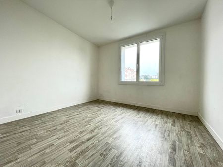 Location Appartement 3 pièces 71m² BREST 29200 - Photo 3