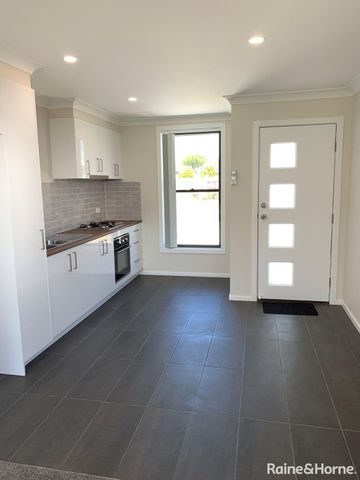 Cosy 1 Bedroom Duplex - Photo 5