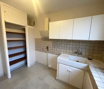 Location Appartement 2 pièces 63m² - Photo 5