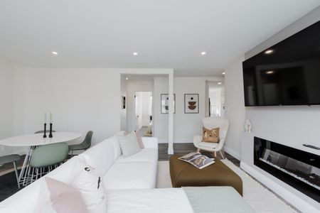 For Lease - 51 Penhurst Avenue Unit# Main, Toronto, Ontario - Photo 2