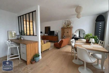 Appartement à louer 3 pièces 73.7m² - Photo 3