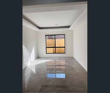 Property available-$590perweek/4 bedroom/3bath/2 car garage - Photo 1