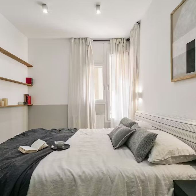 Plaça de Lesseps, Barcelona, Catalonia 08006 - Photo 1