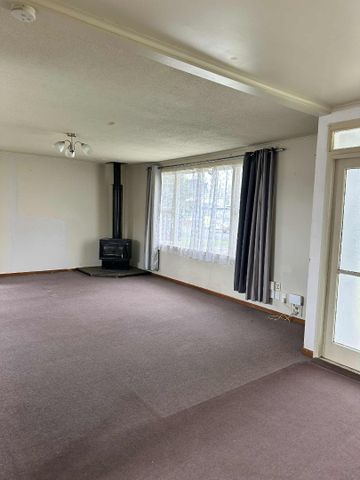 Charming 3-Bedroom Family Home for Rent in Paeroa - Paeroa - Photo 5