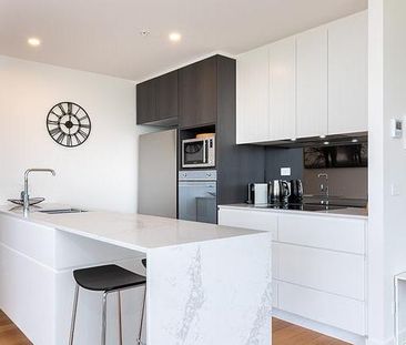 One-Bedroom Penthouse in ‘The Mark’! - Photo 6