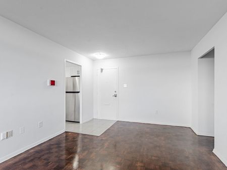 For Lease - 2255 Weston Road Unit# 1008, Toronto, Ontario - Photo 4