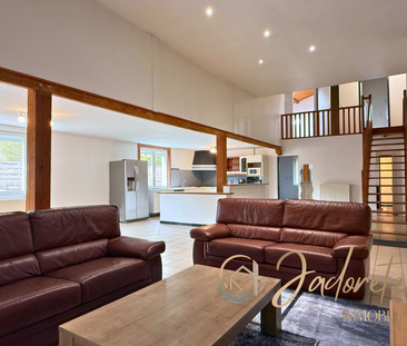 Location Maison 5 pièces 150m² CHAUMES EN RETZ 44320 - Photo 2