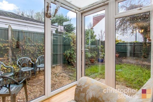 3 bedroom end of terrace house to rent - Photo 1