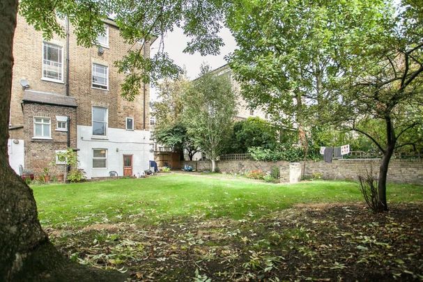 2 bedroom flat to rent - Photo 1