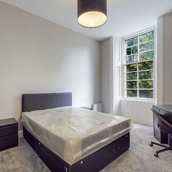 Southpark Avenue (Room 7), Glasgow, G12 8JA - Photo 1