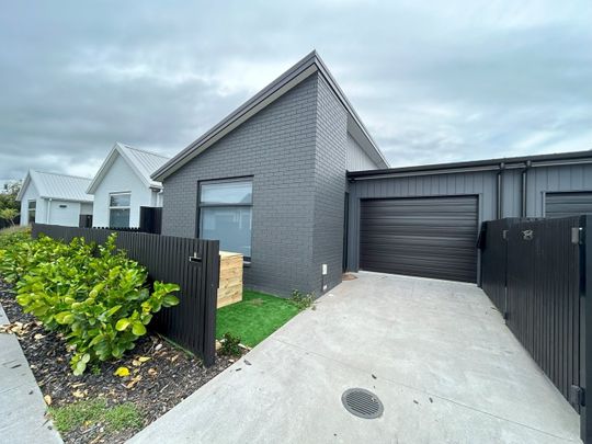 Semi Furnished Ready Now - Papamoa - Photo 1