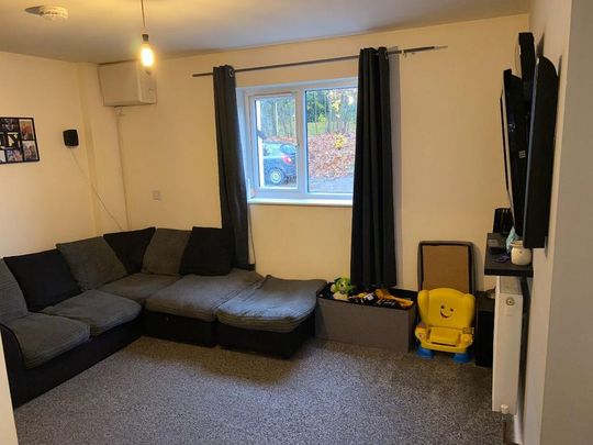 2 bedroom flat to rent - Photo 1