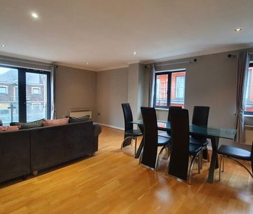 2 bedroom flat to rent - Photo 4