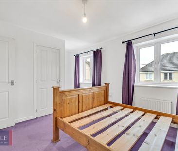 Medlar Close, - Photo 2