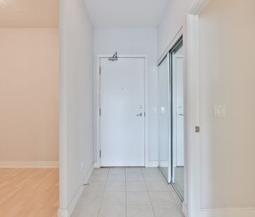 1 Bedroom + Den - Photo 5