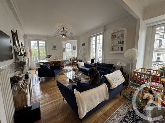 Location Appartement 5 pièces 124m² LA NEUVILLETTE 51100 - Photo 1