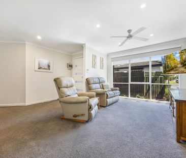 Modern 3 Bedroom Single Level Home! - Photo 2