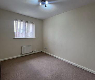 Brodsworth Way, Rossington, DN11 - Photo 3