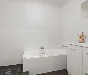 8/31-33 Condamine Street, Campbelltown, NSW 2560 - Photo 3