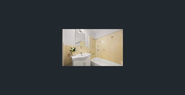 1 Bedroom Studio with Enclosed Balcony & Stunning Swan River + City Views — Available Now! - Photo 1