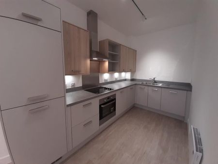 2 bedroom apartment to rent - Photo 4