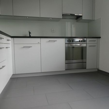 3.5 Zimmer, 70 m², 2. Stock - Photo 3
