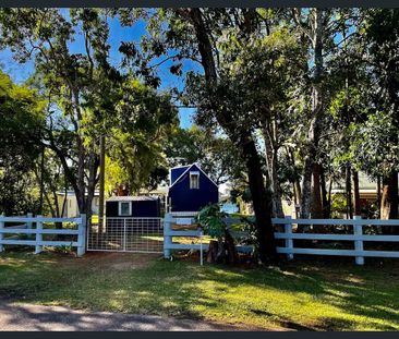 12 The Esplanade, Karragarra Island, Qld 4184 - Photo 1