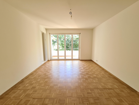 Helle und grosszügige 2-Zimmerwohnung nähe Neuweilerplatz - Photo 3