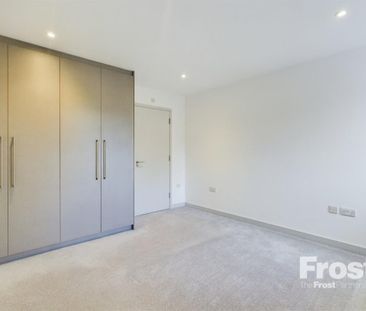 4 bedroom detached house to rent - Photo 5