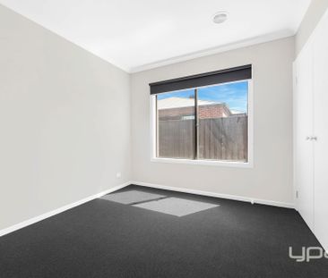 STUNNING FAMILY HOME - Photo 3