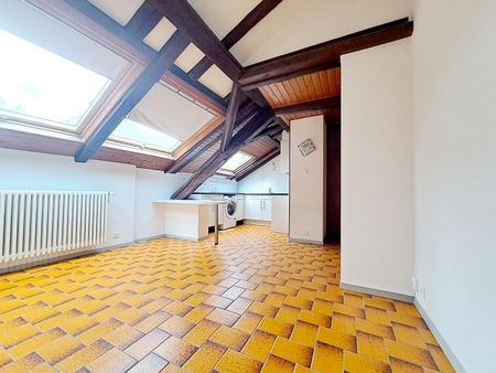 MAISON ROUGE 4, 2.5-room apartment with exposed beams - Photo 5