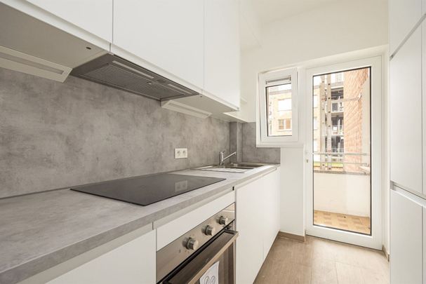 Gerenoveerd appartement aan Zuidpark - Foto 1