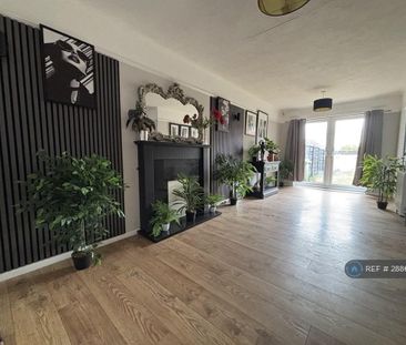 3 bedroom terraced house to rent - Photo 6